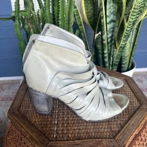 Carlo Cecchini Roma light blue sea foam leather peep toe stacked wooden heel